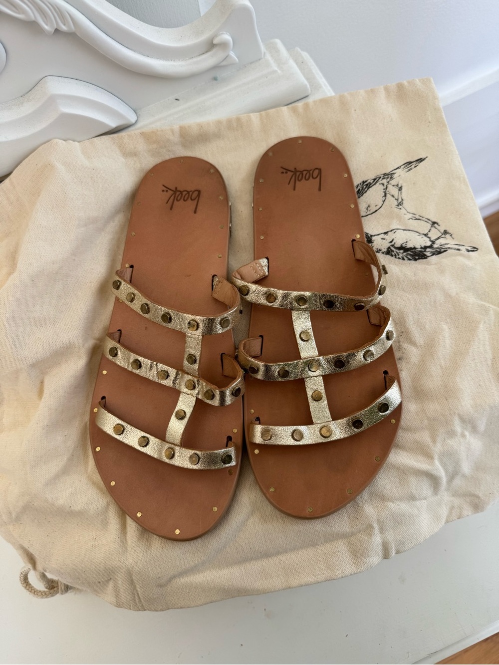 beak ‘I’iwi Sandals
